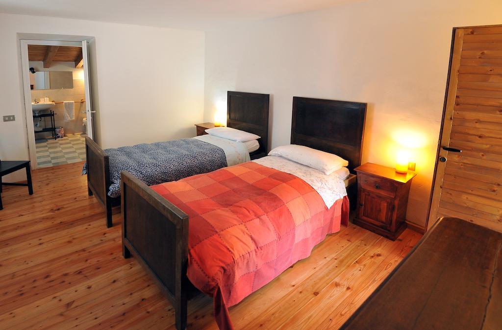 B&B Rocca Di Bajedo Pasturo Szoba fotó
